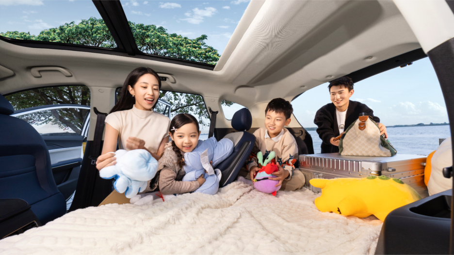 9.98-14.98万元  大七座电混SUV  JBO竞博X8 E家正式上市1233.png